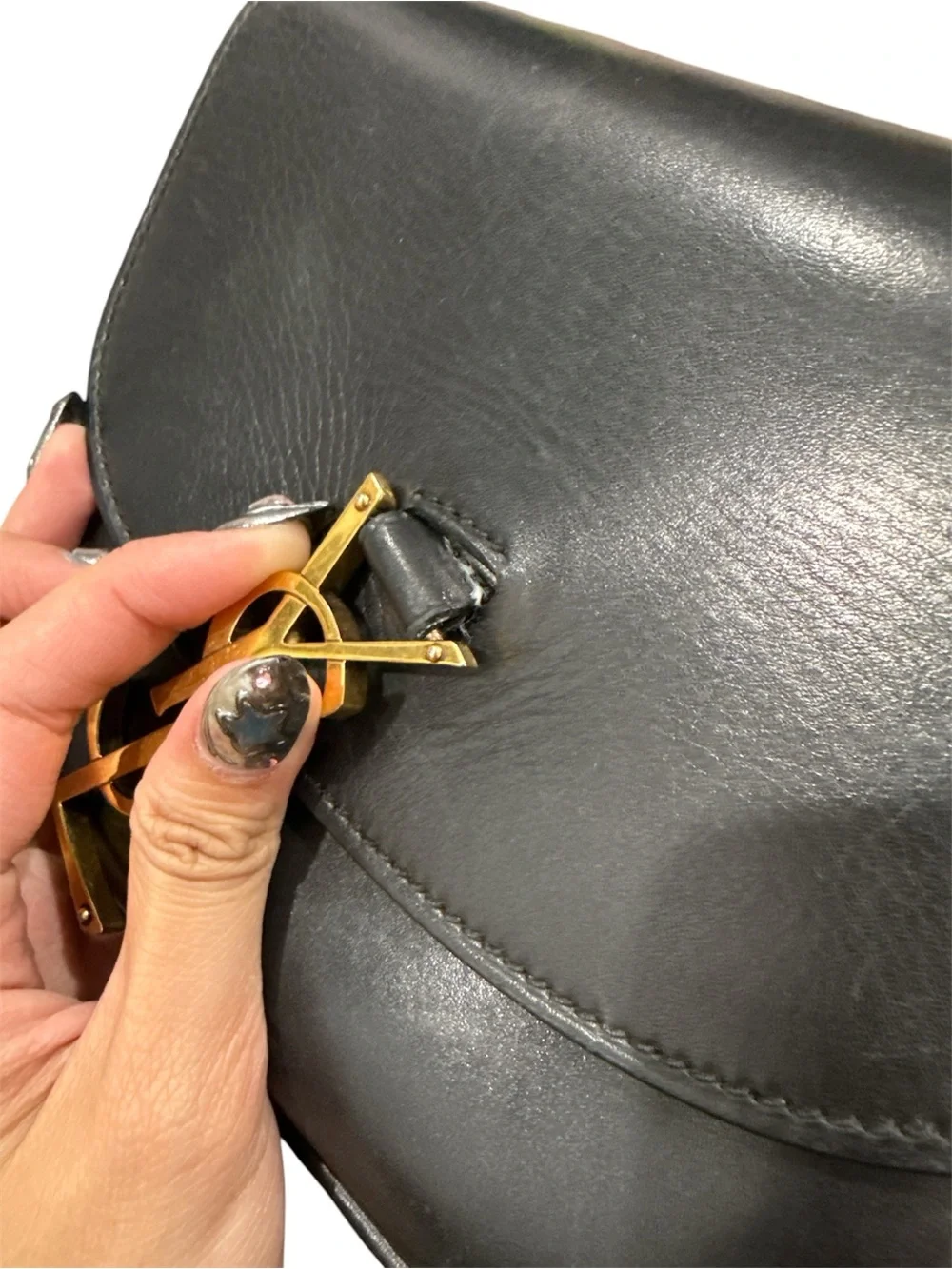 Saint Laurent Black Leather YSL Logo Crossbody - Picture 2 of 10